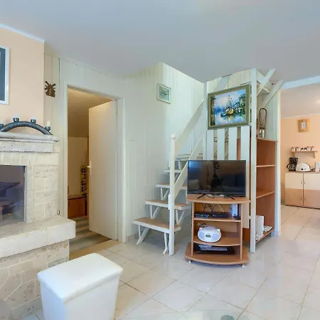 Lavanda - Roj453 By Interhome Holiday home Zminj